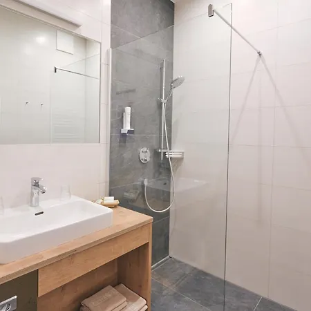 酒店 盖姆斯莱腾酒店 上陶恩